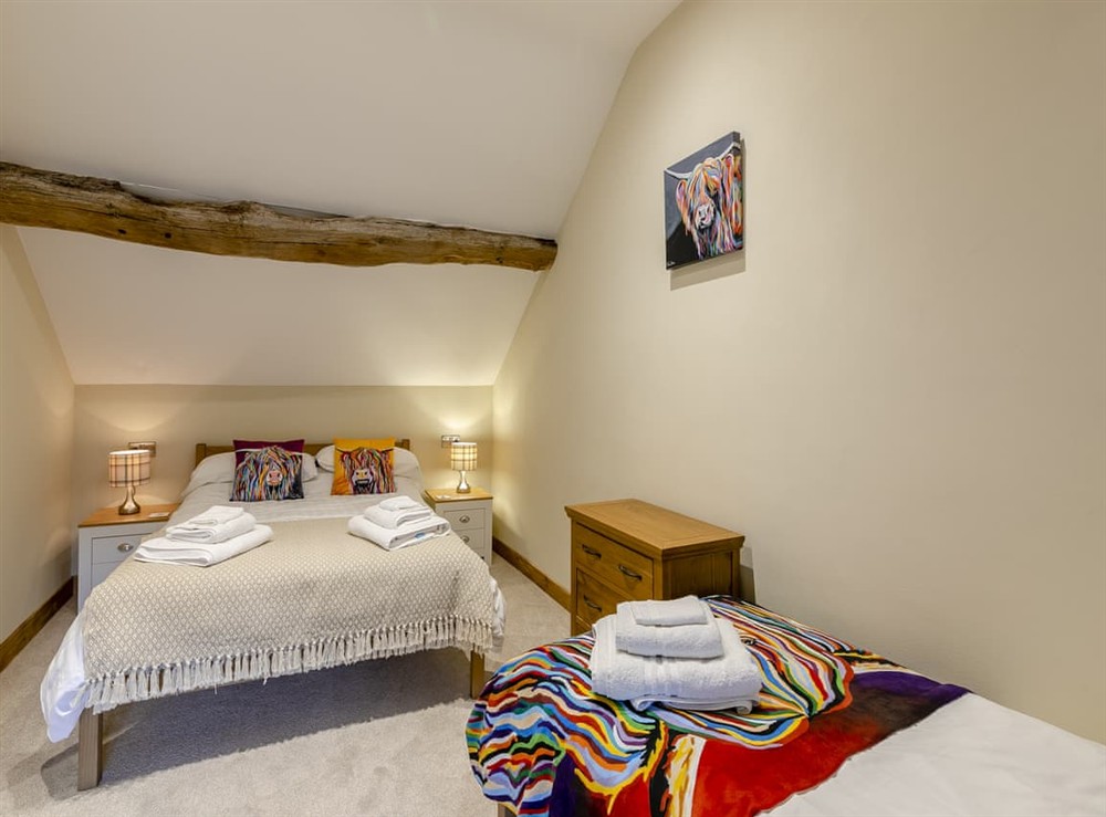 Twin bedroom at Middlecroft in Litton, near Buxton, Derbyshire