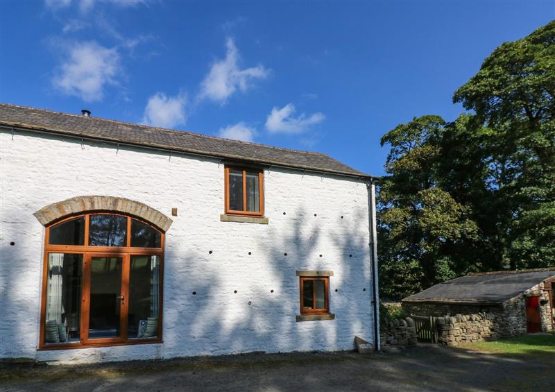 Outside Middlefell View Cottage