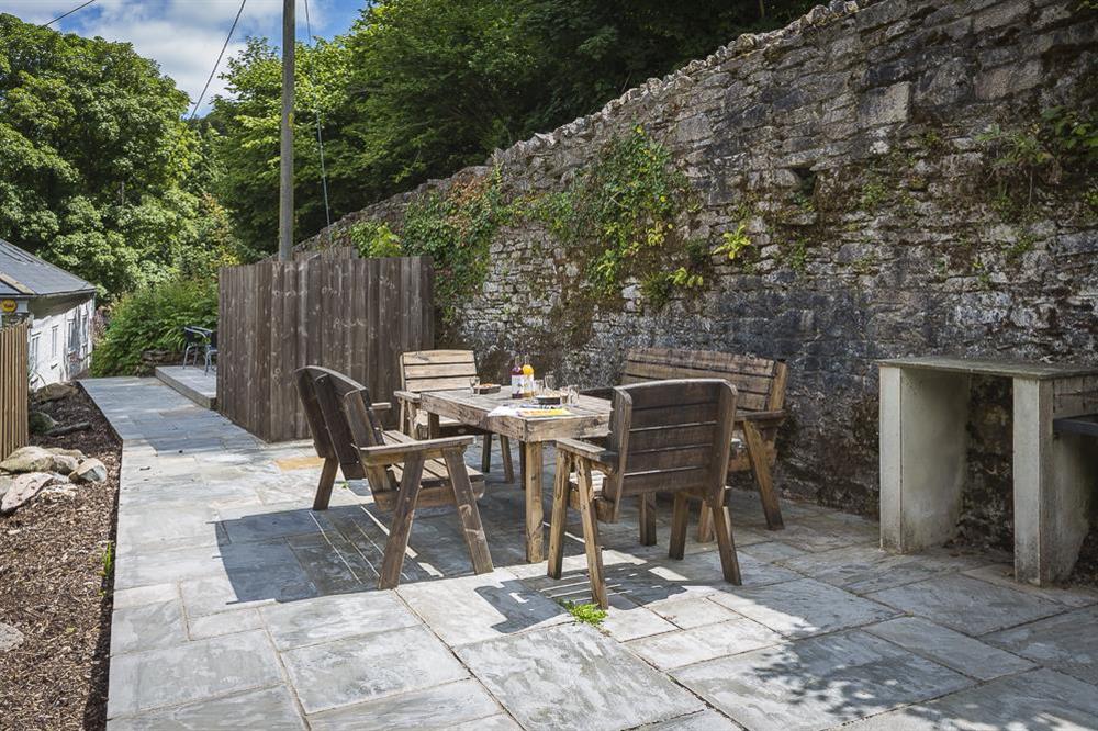Furnished terrace with built-in barbeque available (photo 2) at Mill Grange in , Dartmouth