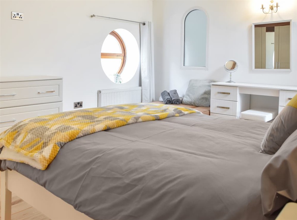 Double bedroom (photo 6) at Mill House Barn in Warmingham, Sandbach, Cheshire
