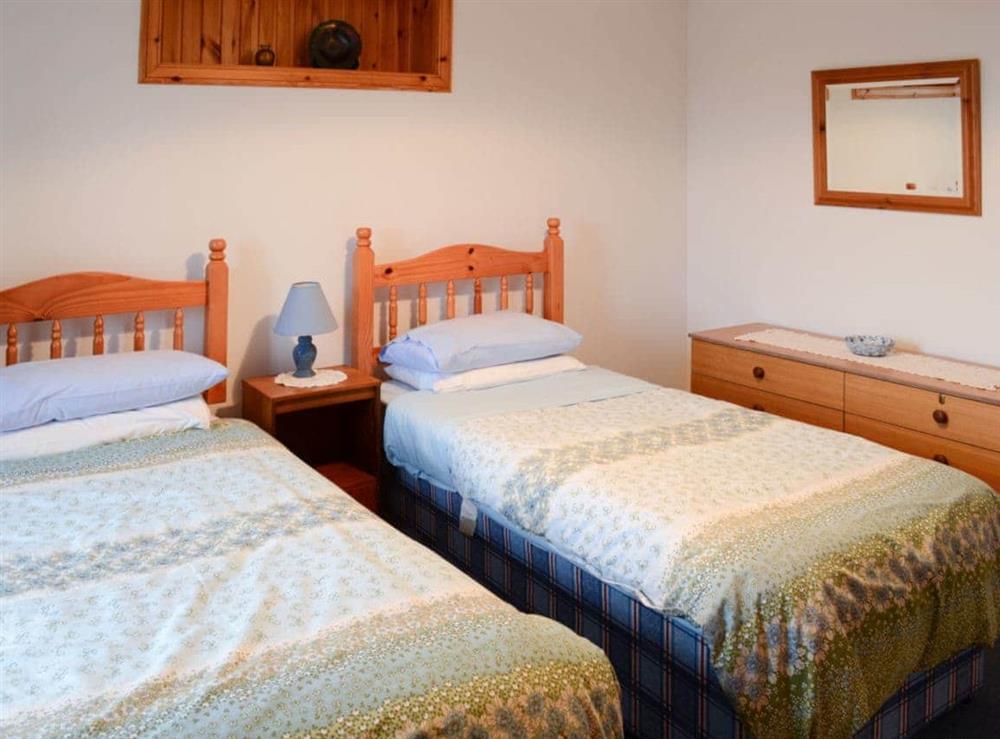 Cosy twin bedded room at Stable Cottage, 