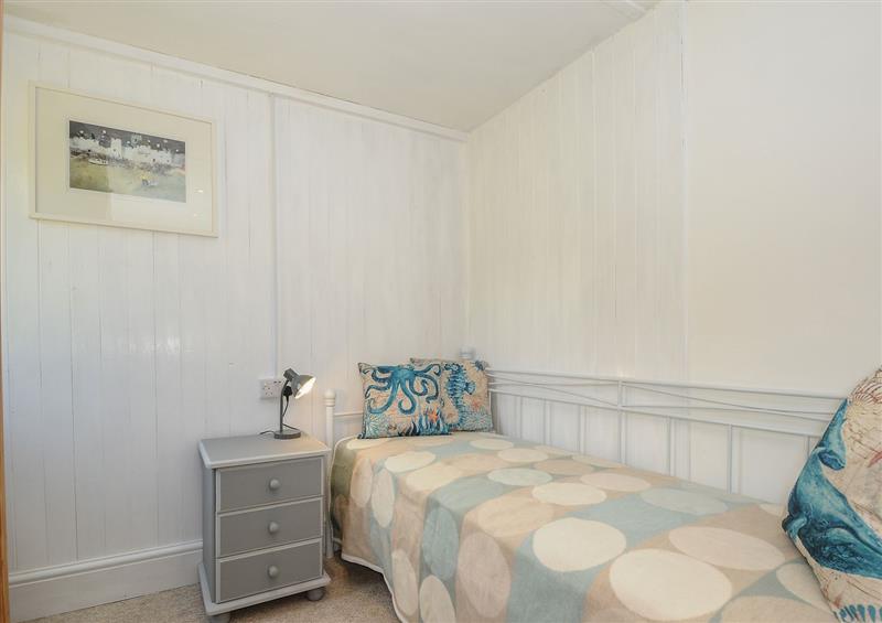 One of the 4 bedrooms (photo 2) at Mill House, Lostwithiel near Pelynt