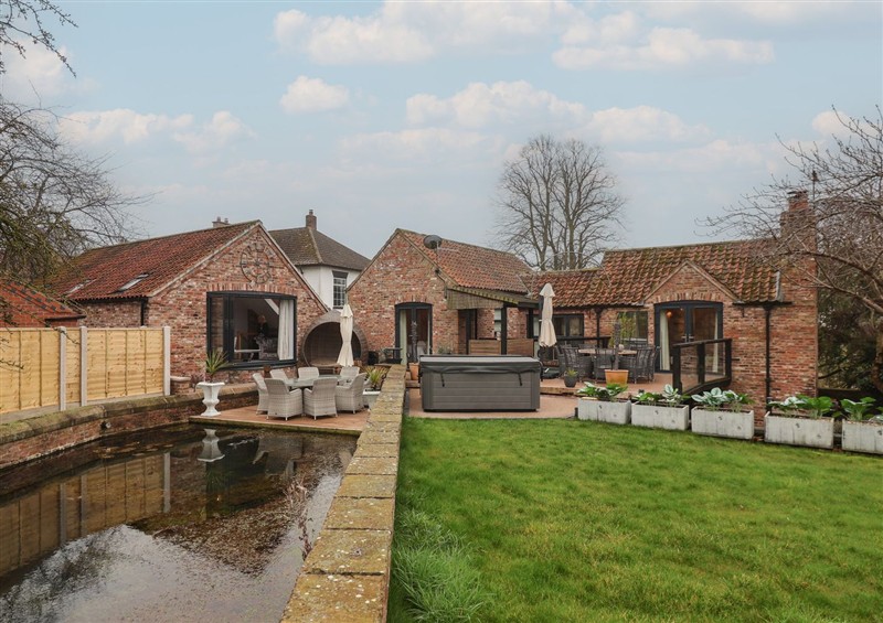 The setting at Mill Race Cottage, Foston on the Wolds near Brandesburton