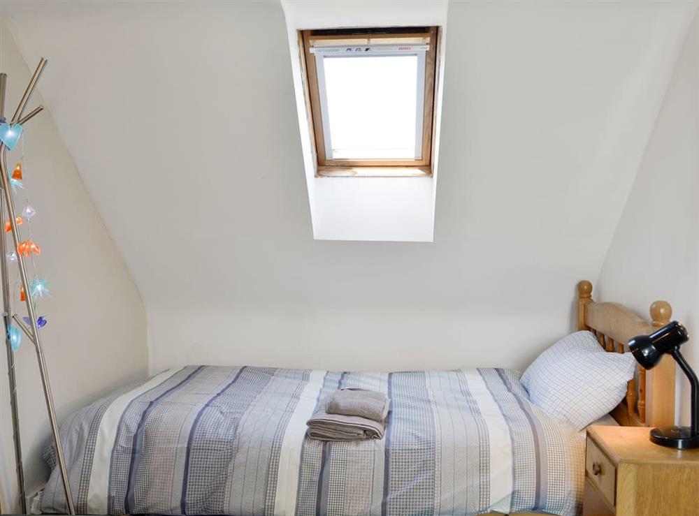 Light and airy twin bedroom at Mill Street in Drummore, near Stranraer, Dumfries and Galloway, Wigtownshire