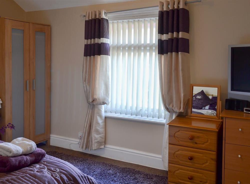 Double bedroom (photo 2) at Mill View House in Scarborough, North Yorkshire
