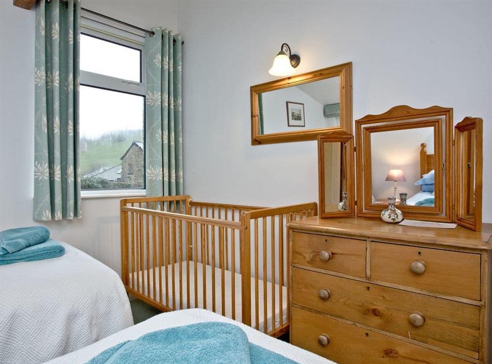 Twin bedroom (photo 2) at Miller’s Thumb in Bow Creek, Nr Totnes, South Devon., Great Britain