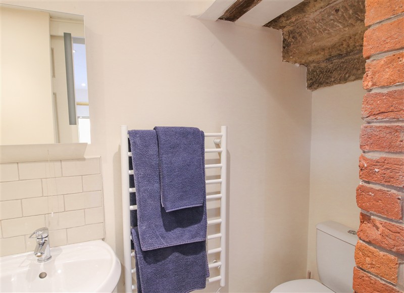 Bathroom at Millstone Cottages - Granary Cottage, Westbury