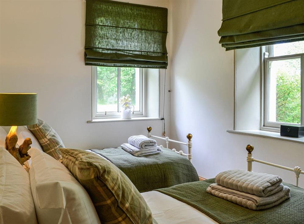 Twin bedroom at Milnfield Cottage in Dumfries and Galloway, Annan, Dumfriesshire
