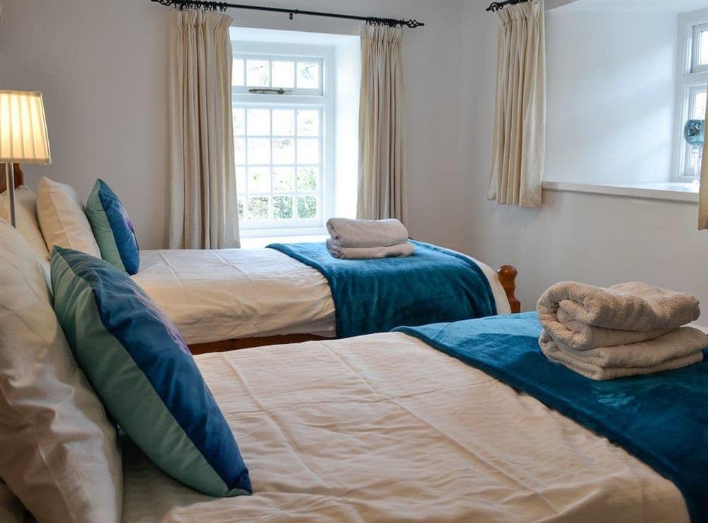 Twin bedroom (photo 2) at Minafon in Cynwyd, near Llangollen, Clwyd
