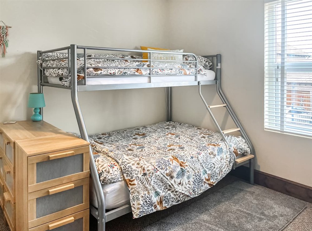 Bunk bedroom