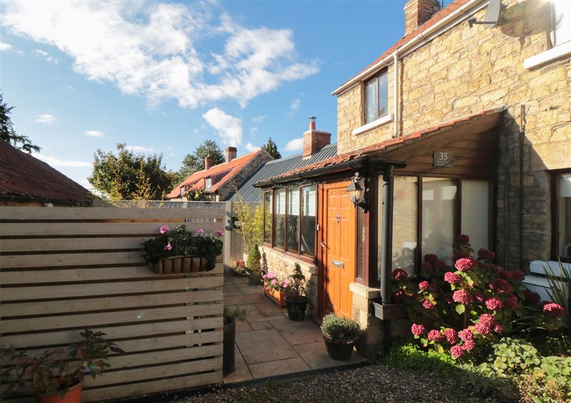 The setting at Minns Cottage, Snainton