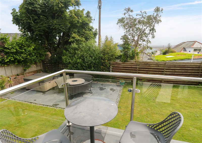 Enjoy the garden at Miramar, Carbis Bay