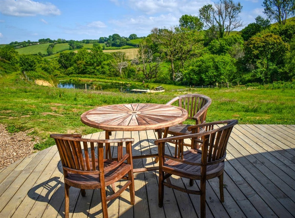 Sitting-out-area at Mistle Roundhouse in Beaminster, Dorset