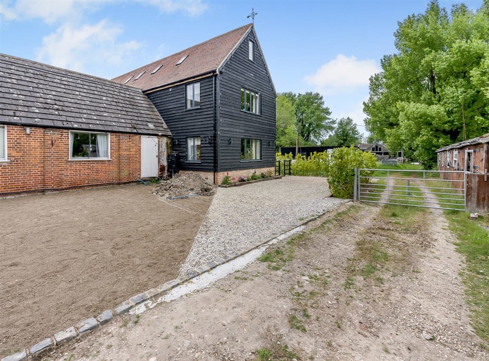 Exterior (photo 2) at Moat Farm in Tring, Buckinghamshire