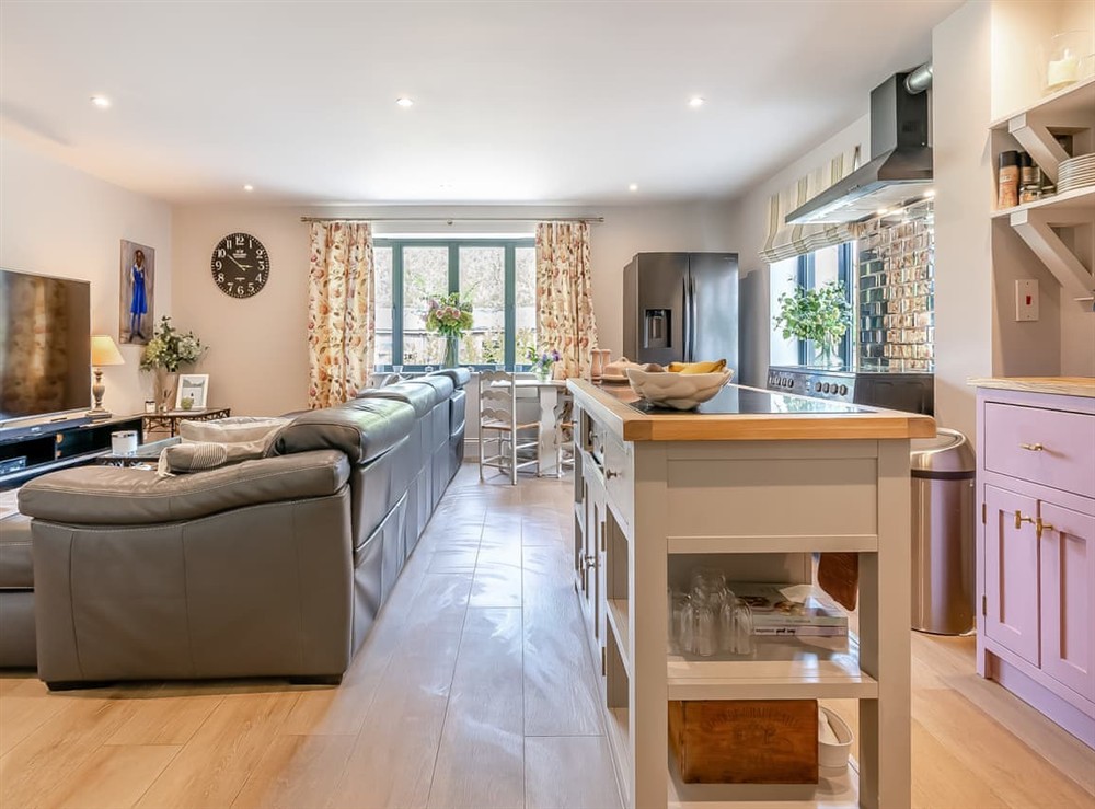 Open plan living space (photo 2) at Moat Farm in Tring, Buckinghamshire