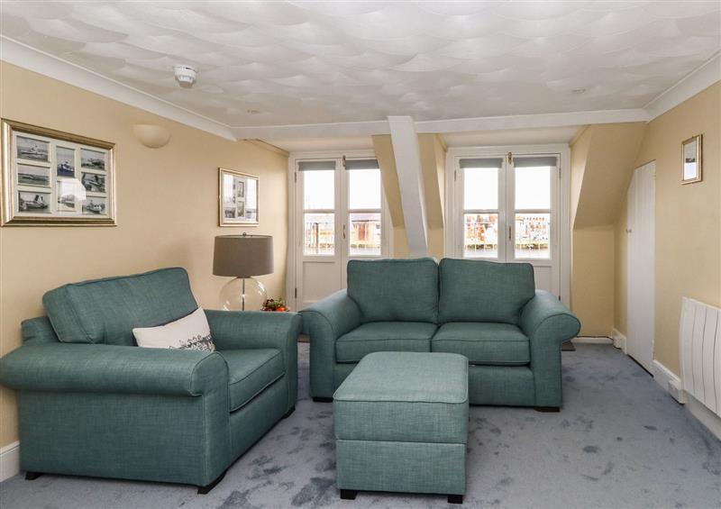 Relax in the living area at Monarch, Brewers Quay Harbour
