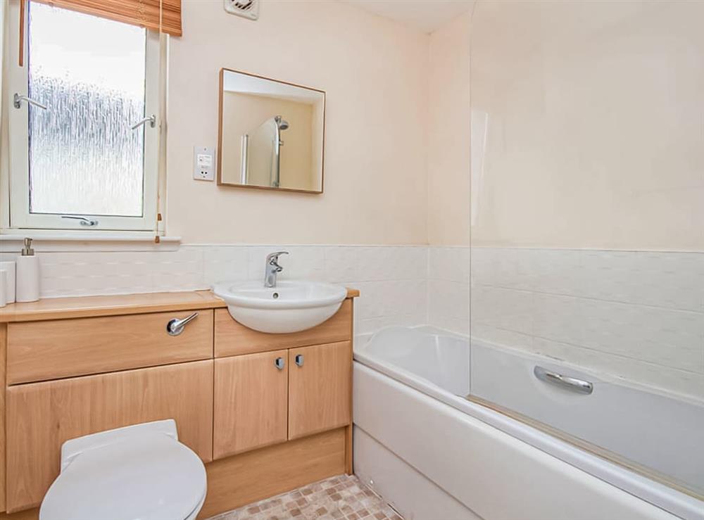Bathroom at Mont Blanc Apartment in Aviemore, Inverness-Shire