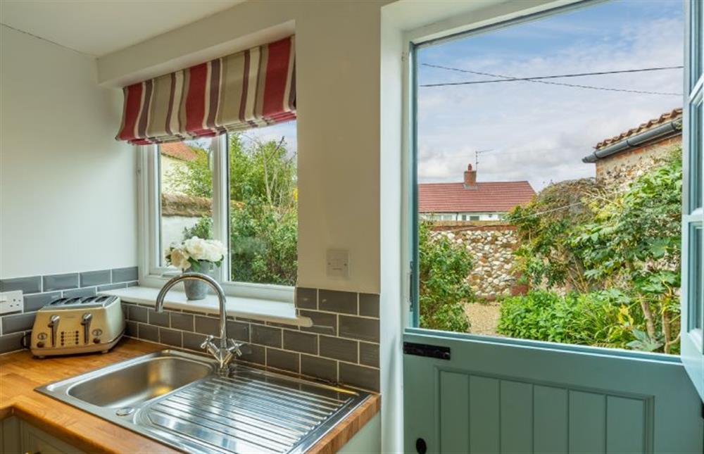 Ground floor: Kitchen features a stable door at Montgomery Cottage, Docking near Kings Lynn