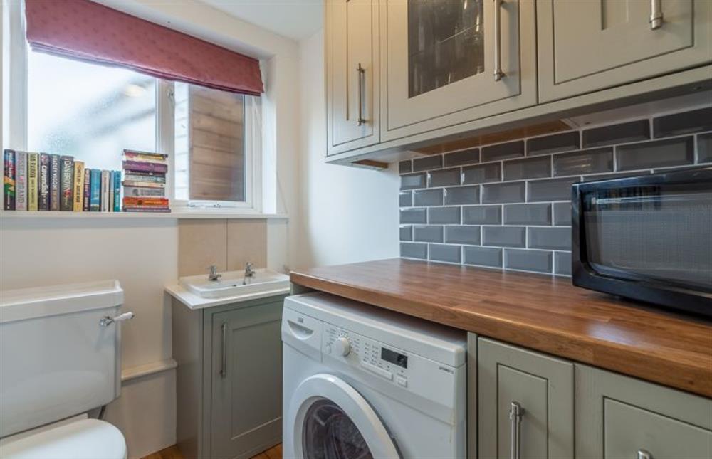 Ground floor: Utility room with washing machine at Montgomery Cottage, Docking near Kings Lynn