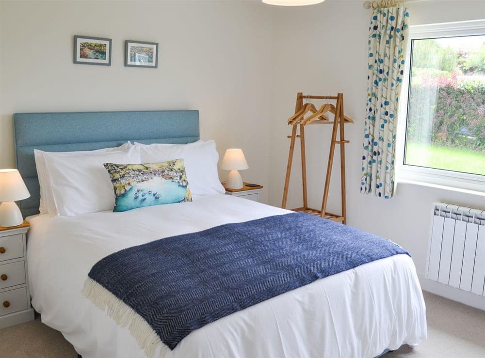 Double bedroom (photo 2) at Moonraker in Port Isaac, near Wadebridge, Cornwall