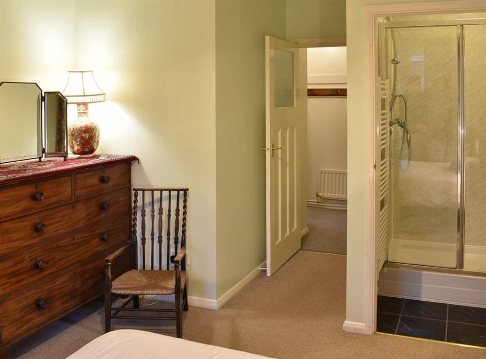 Double bedroom with en-suite shower at Moor House in Yanwath, near Penrith, Cumbria
