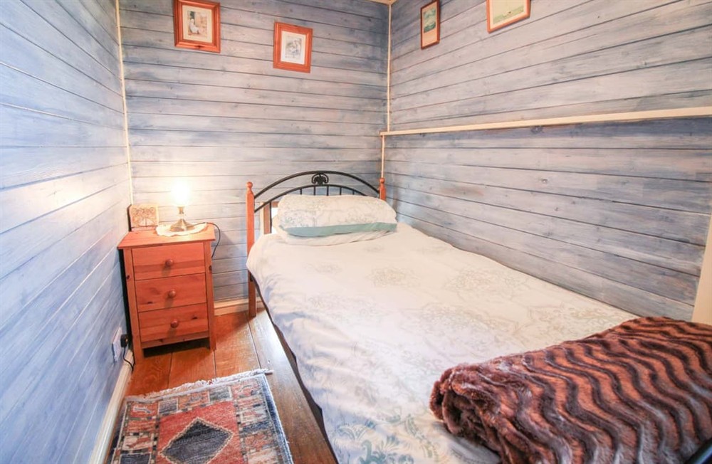 Bedroom (photo 5) at Moor Magy in Penzance, Cornwall