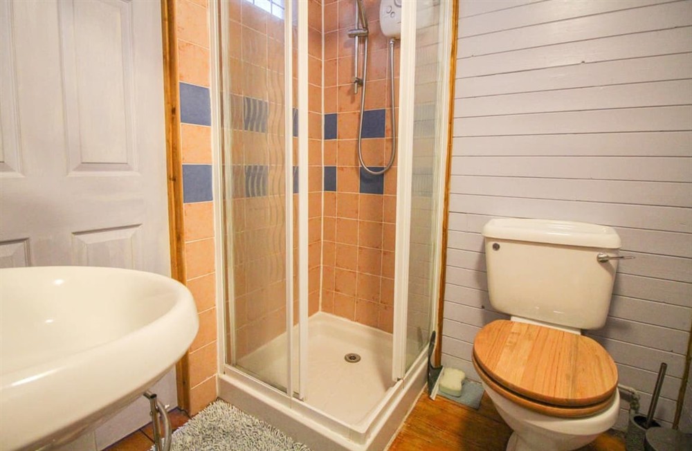 Shower room at Moor Magy in Penzance, Cornwall