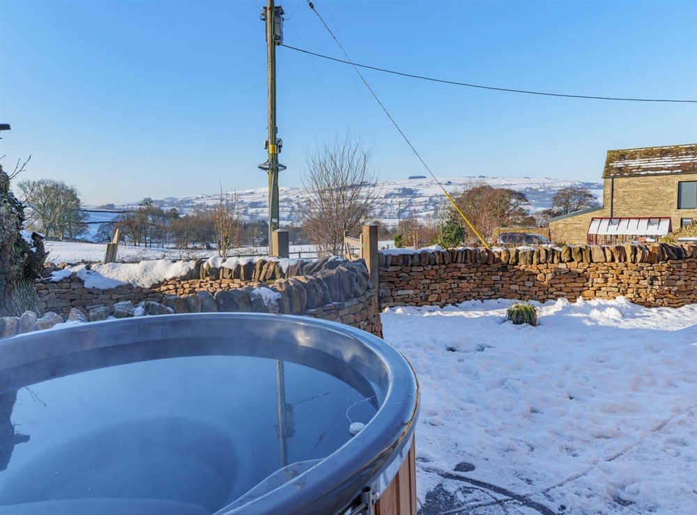 Jacuzzi at Moorgate Lodge in Kelbrook, Lancashire