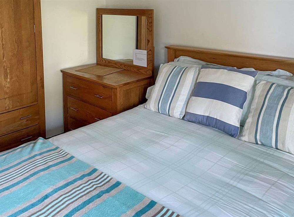 Double bedroom (photo 2) at Moorhen in Brauton, Devon