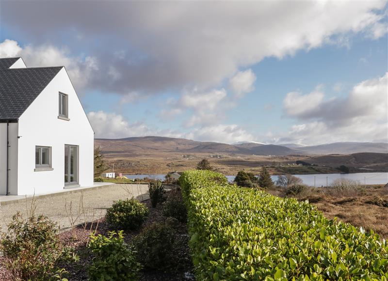 Enjoy the garden at Moorhen House, Loughanure near Annagry