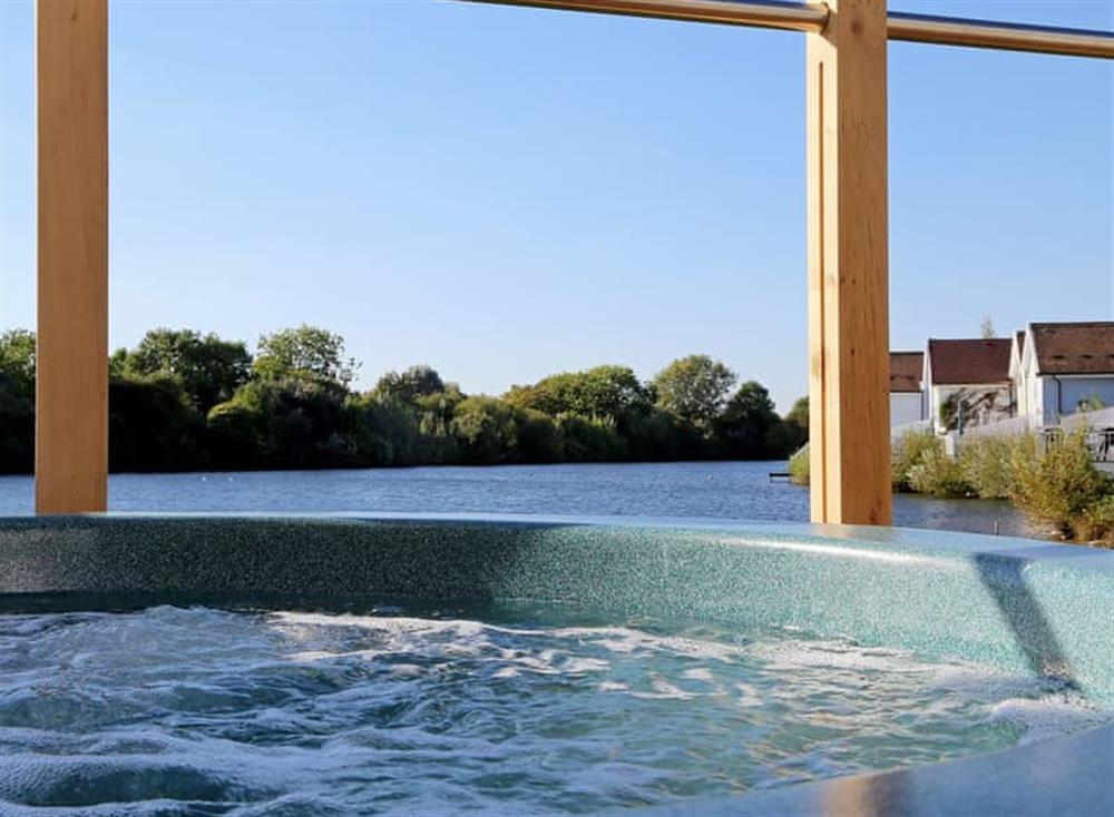 Hot tub (photo 2) at Moorhen Lake House in Cotswold Lakes, Gloucestershire