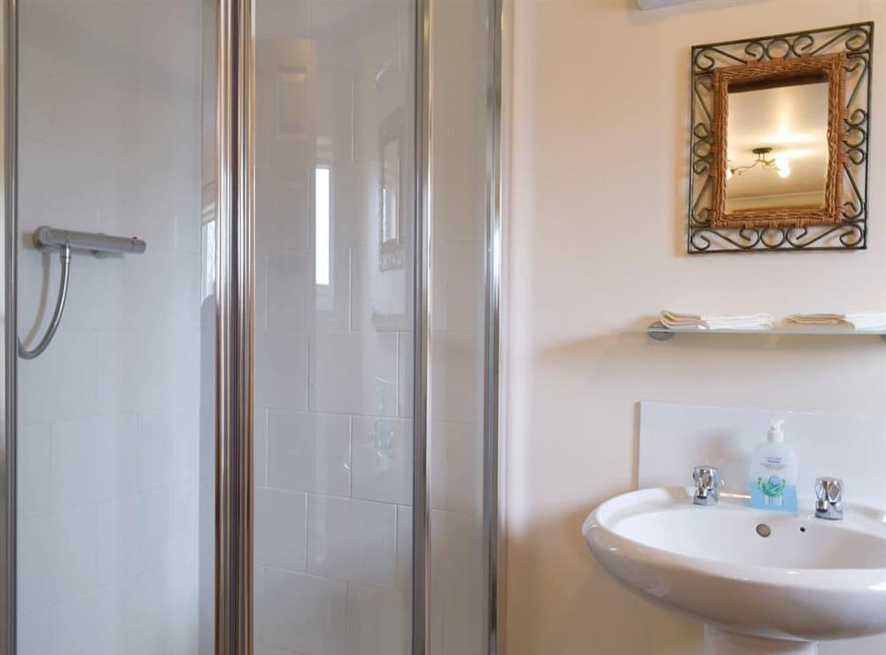 En-suite shower room at Moorings House in St Olaves, near Beccles, Norfolk