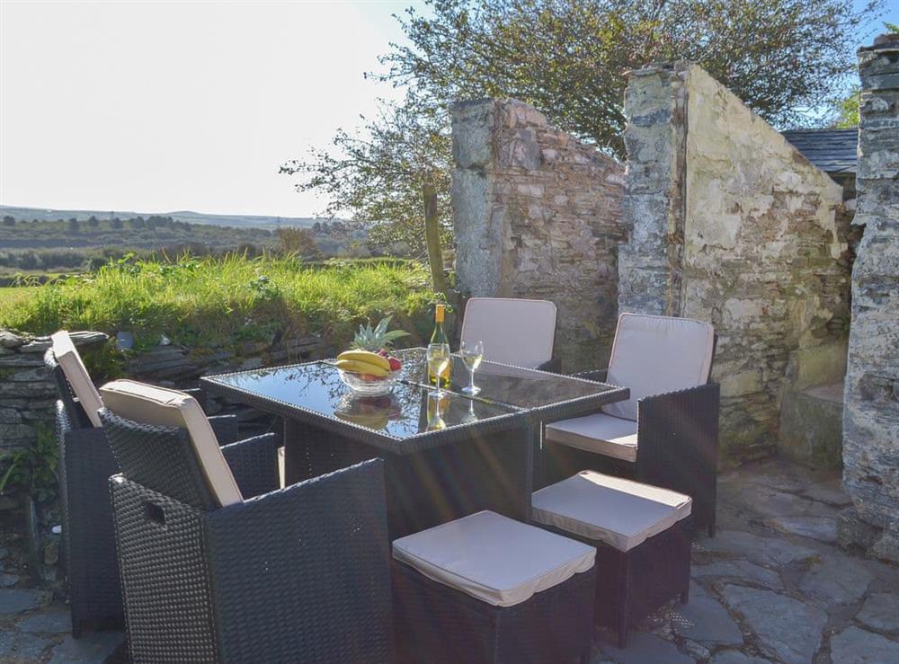 Outdoor eating area (photo 2) at Moorview in Delabole, near Tintagel, Cornwall