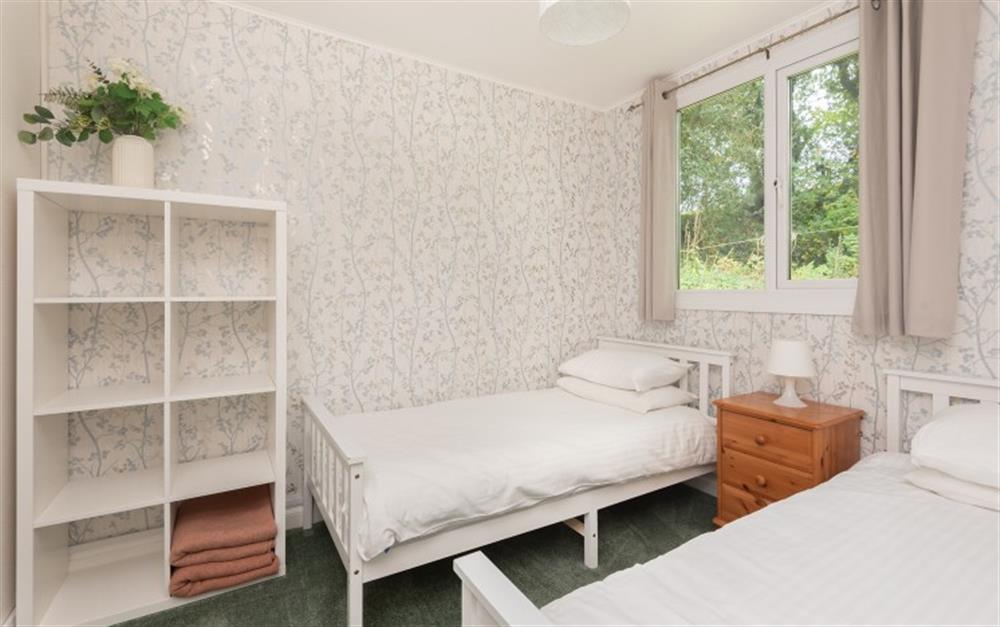 Twin bedroom at Mopsy in Bodmin