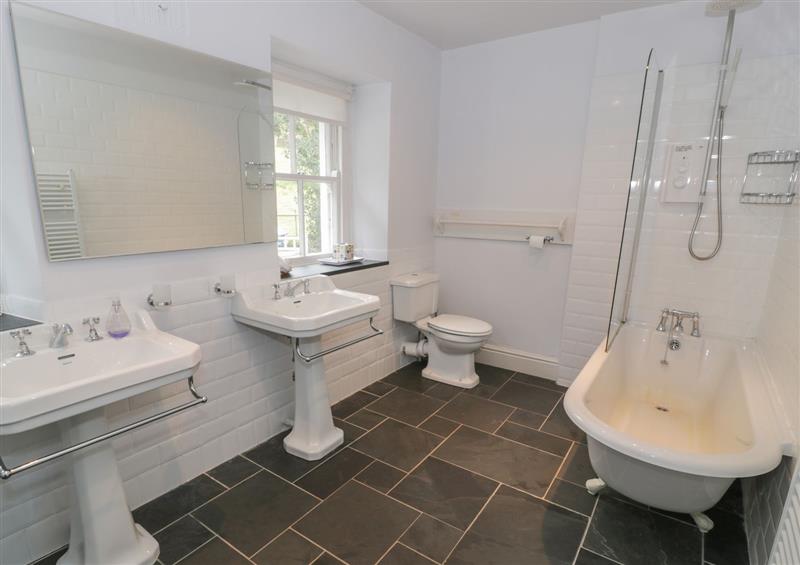 The bathroom (photo 2) at Mor Edrin, Ynys near Harlech