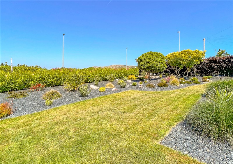Enjoy the garden (photo 2) at Mor Glas, Deganwy