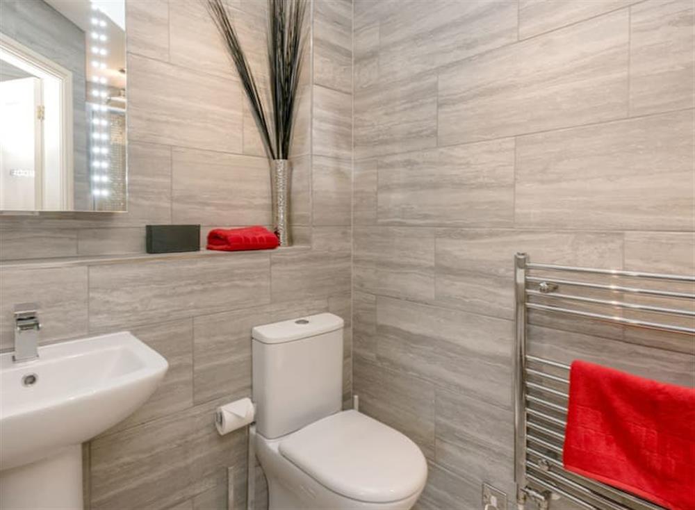 En-suite at Morea in Horning, Norfolk