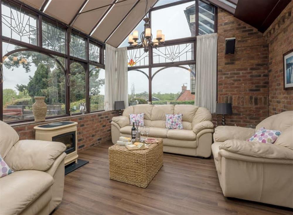 Light and airy conservatory (photo 2) at Morea in Horning, Norfolk