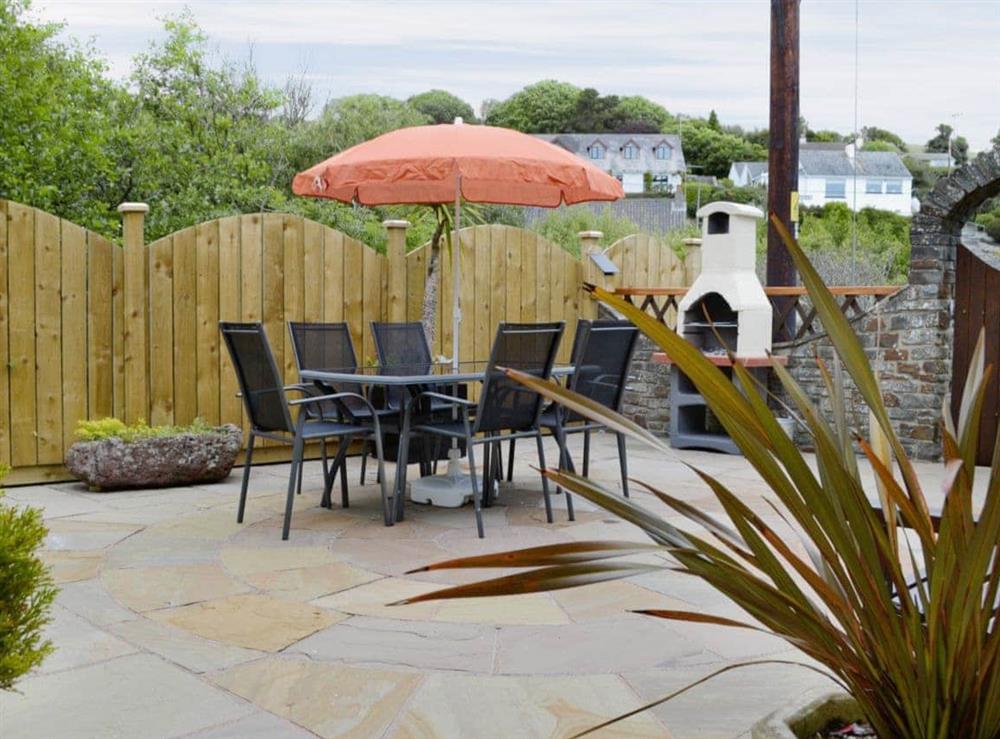 Sitting-out-area at Morfa in Amroth, near Saundersfoot, Dyfed