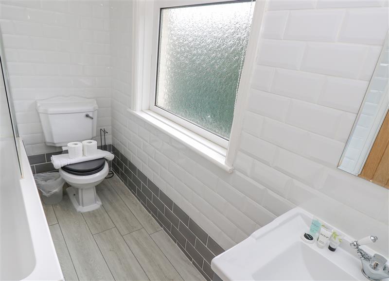 Bathroom at Morningside, Totland Bay