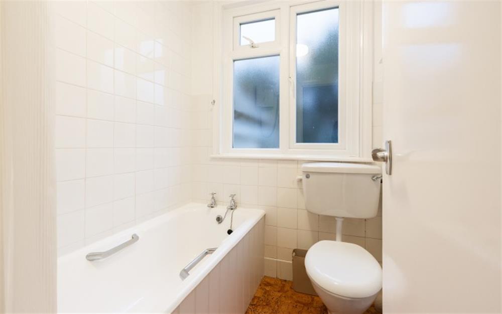 The first floor bathroom at Morstones in Bantham