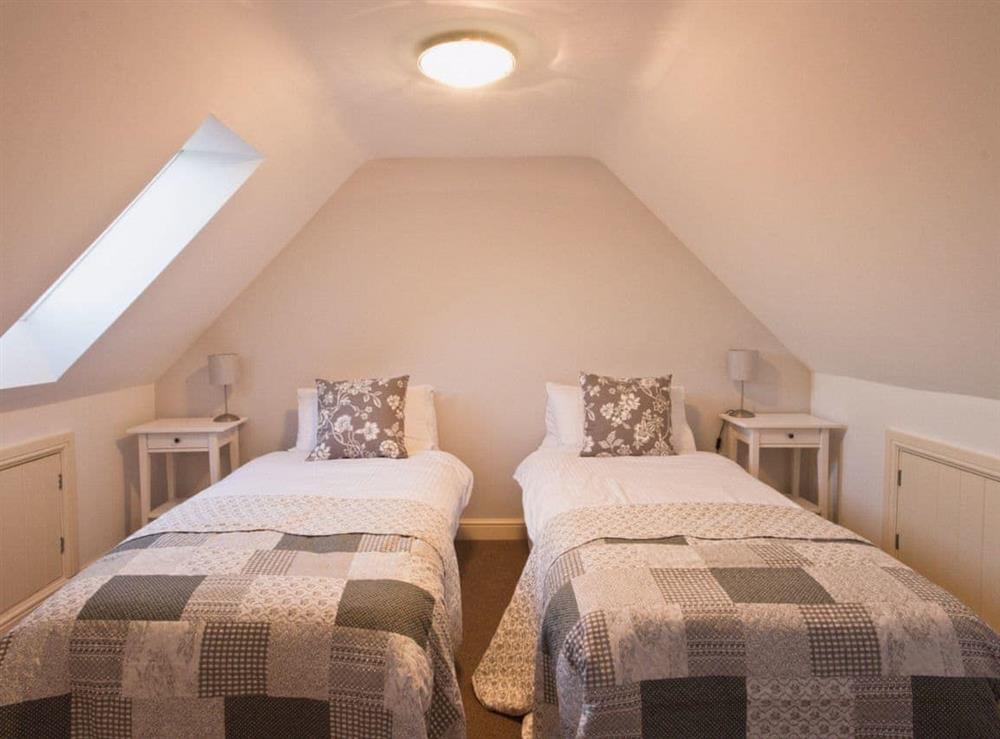 Twin bedroom at Mortar Barn in Sneatonthorpe, near Whitby, North Yorkshire