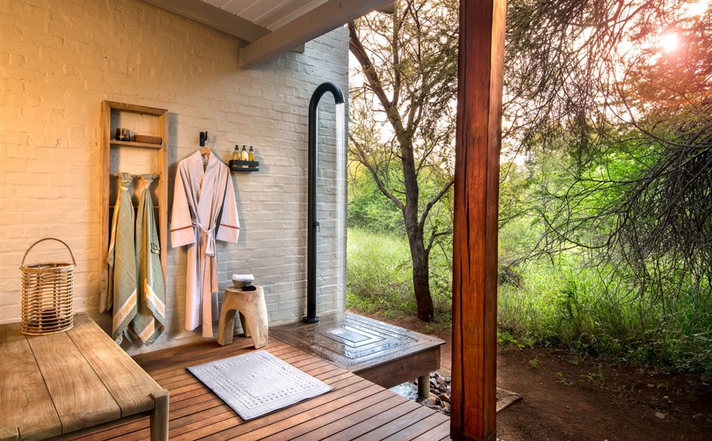 Morukuru Farm House (photo 19) at Morukuru Farm House in Madikwe Game Reserve, South Africa