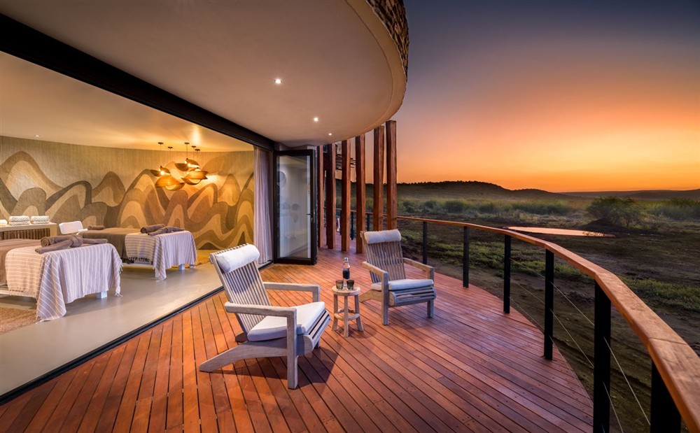 Morukuru Farm House (photo 25) at Morukuru Farm House in Madikwe Game Reserve, South Africa