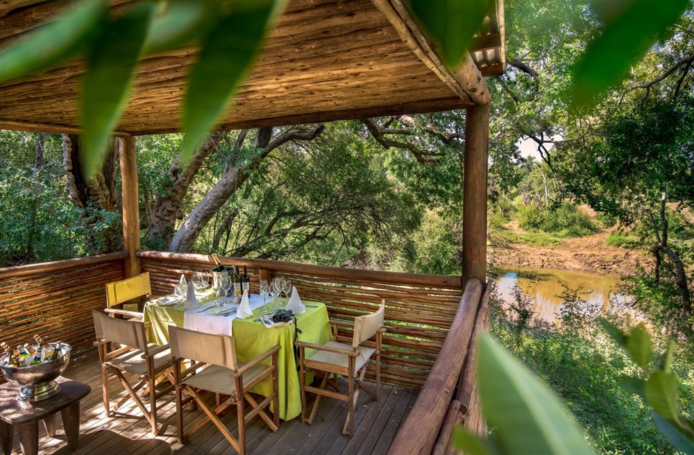 Morukuru Owners House (photo 11) at Morukuru Owners House in Madikwe Game Reserve, South Africa