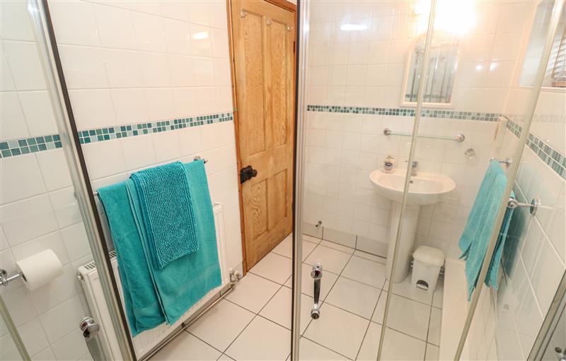 The bathroom (photo 2) at Morwenna, Kerley near Chancewater