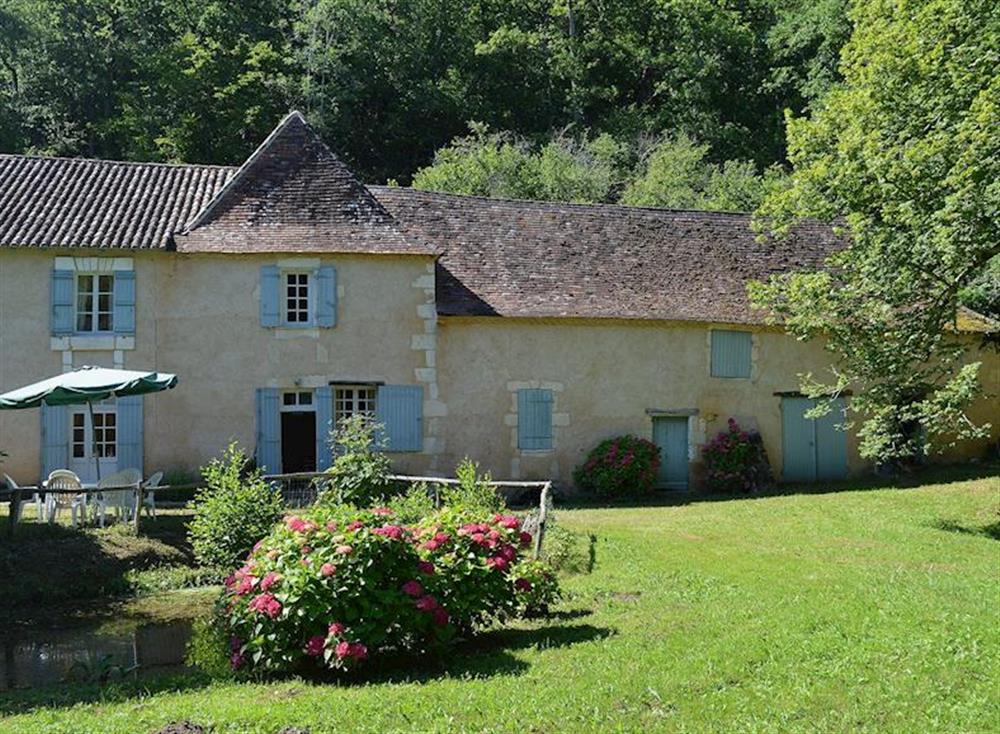 Exterior (photo 2) at Moulin de Beneventie in Mouleydier, Dordogne, France