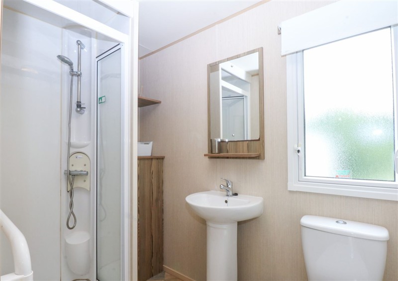 Bathroom at Mountain View, Haven/Hafan Y Mor near Pwllheli