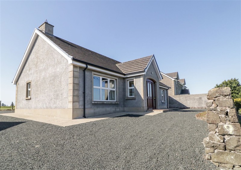 This is the setting of Mountain View (photo 2) at Mountain View, Near Armoy