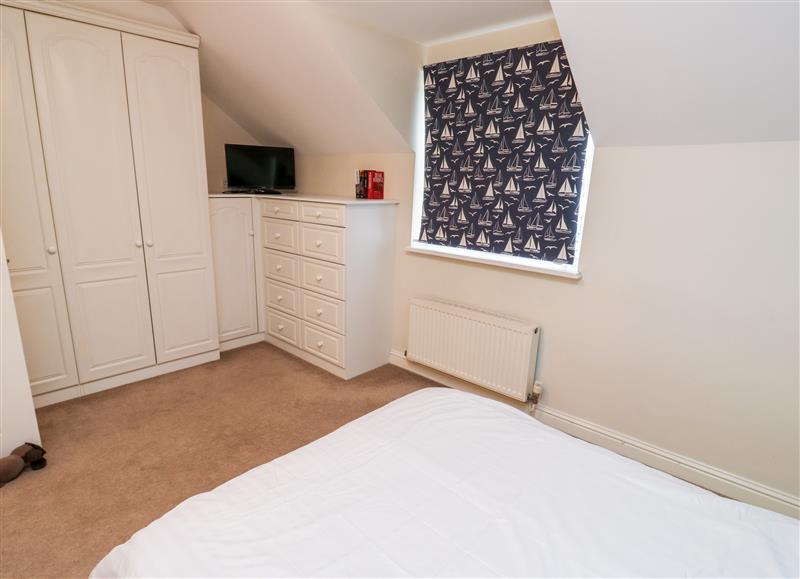 One of the 3 bedrooms (photo 3) at Mountbatten House, Mount Batten